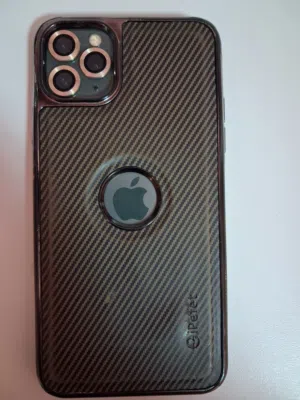 ايفون 11pro max بحال جيده