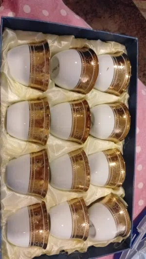 فناجين قهوة و فناجين شاي