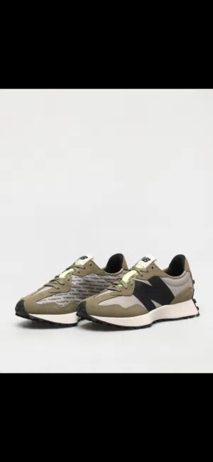New Balance 327