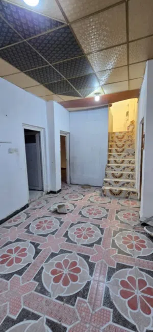 150 m2 2 Bedrooms Apartments for Rent in Basra Khadra'a