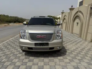 GMC Yukon Denali
