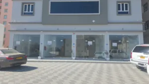 للايجار محلات في المعبيلة الجنوبية بقرب من نيستو واسواق بن راشد وبجوار جامع البارئ