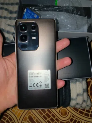 السعر 300 الف جهاز Infinix NOTE 50S 5G جديد جديد امفول ملحقات كامله غلاف لضمان ويا نضيف اقره لوصف