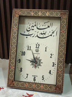 ساعة حائط انتيكا