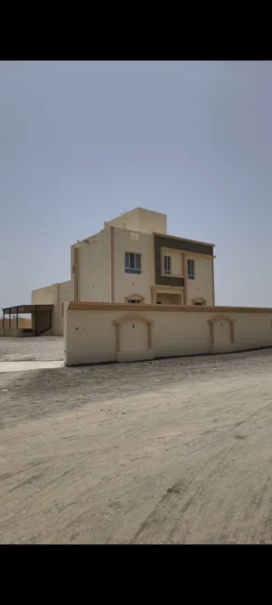 300 m2 5 Bedrooms Townhouse for Sale in Al Batinah Suwaiq