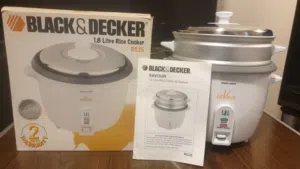 طباخة أرز بلاك آند ديكر (Black & Decker) الأصلية - سعة 1.8 لتر - جديدة