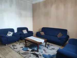 صالون كامل بالبساط والطاولة1600