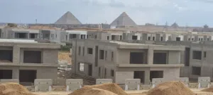 4 Bedrooms . 4 Bathrooms . 305 m24