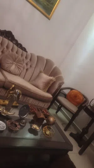 شقة للبيع بالقرب من وزارة الصحة طابق ثاني