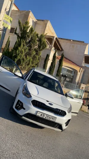 Kia nero 2020 7 جيد فحص كامل هايبرد لون اليض لؤلؤي