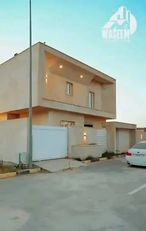 1803 m2 5 Bedrooms Villa for Sale in Tripoli Salah Al-Din
