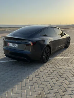 Used Tesla Model 3 in Abu Dhabi