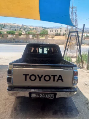 Used Toyota Hilux in Salt