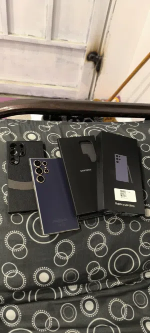 s24 ultra 256 gb total 11 month used condition full fresh like new not a single problem