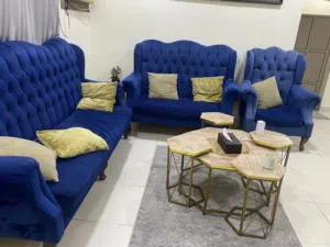 طقم جلوس وطاولات