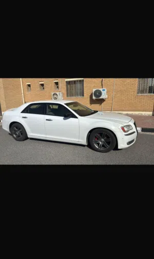Used Chrysler 300 in Mubarak Al-Kabeer