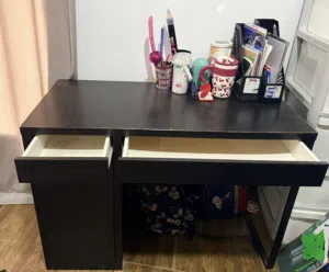 Kids study table
