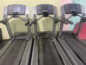 نادي بناء أجسام ولياقة بدنية للبيع