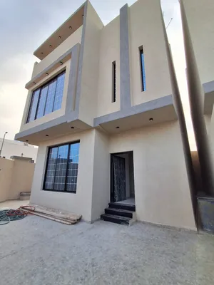 300 m2 4 Bedrooms Villa for Sale in Dammam King Fahd Suburb