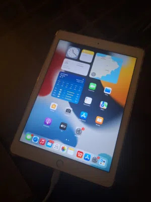 Used Apple iPad Air 2 9.7-inch Tablet - Excellent Condition with 16GB Storage