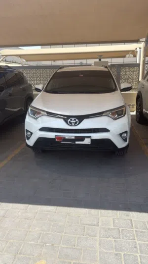 Used Toyota RAV 4 in Abu Dhabi