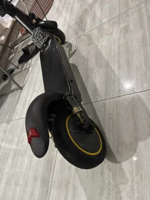 اسكوتر كهربائي