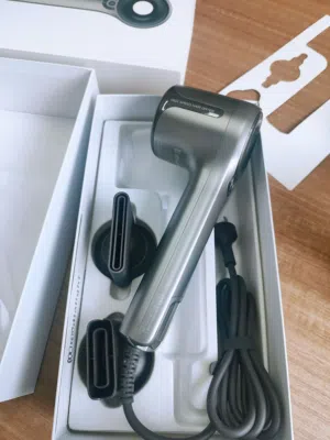 مجفف شعر عالي السرعة بمحرك بدون فرش