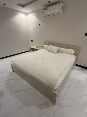 King bed Perfect condition