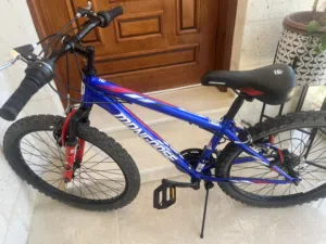 بسكليت Mongoose 24 Inch Inertia Mountain Bike-Blue مع منفاخ عجلات جديد بعلبته