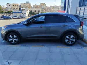 Used Kia Niro in Amman