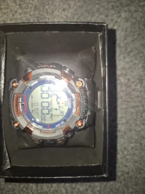 ساعة يد كاسيو جديدة