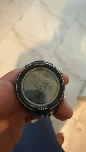 ساعه غوص للغوص الحر والسكوباء ماركه عالميه كريسي