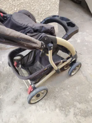 عرباية أطفال بحالة ممتازة جداً