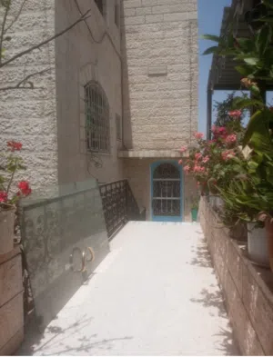 120 m2 2 Bedrooms Apartments for Rent in Zarqa Jabal Al Ameer Hamza