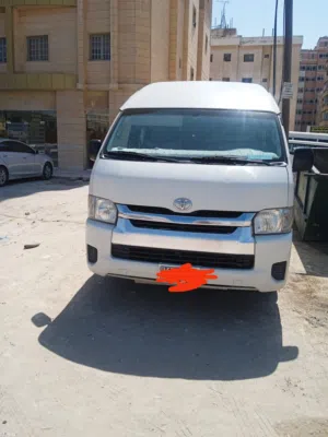 Toyota Hiroof Hiace 2016 & 2017 model for sale