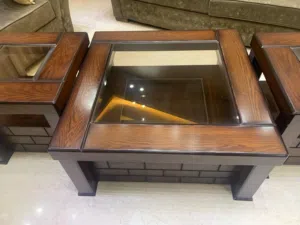 طاولة وطربيزات بحالة جديدة