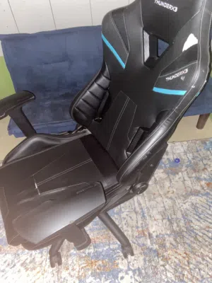 کرسی gaming للالعاب نضیفه