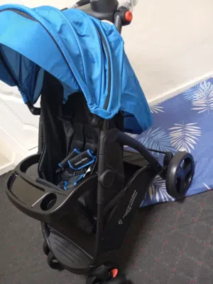 عربة أطفال جديده