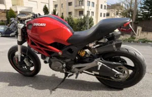 Ducati monster 696 model 2014 مرخصة و مؤمنة ولا يوجد عليها مخالفات