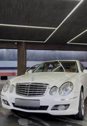 2005 مرسيدس Mercedes e200 kompressor للبيع