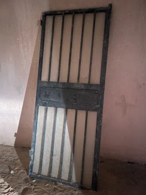 باب حديد للبيع