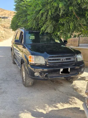 تويوتا سيكويا موديل 2002 للبيع