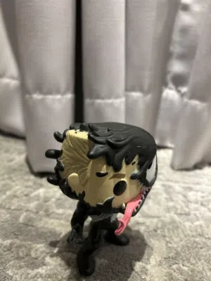 VENOM (BOBBLE HEAD) Funko Pop