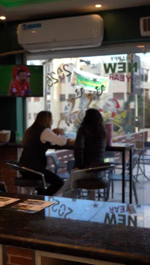 مطعم مجهز مرخص يعمل بشكل ممتاز للبيع