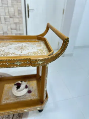 طاولة متحركة للقهوى