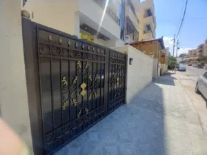 149 m2 3 Bedrooms Apartments for Sale in Zarqa Al Zarqa Al Jadeedeh