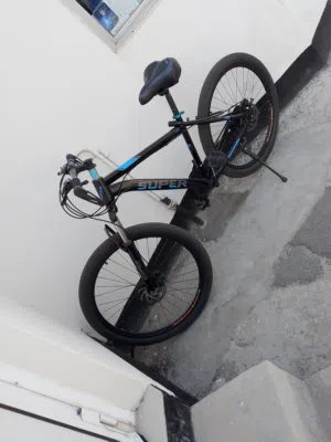 SUPER BICYCLE