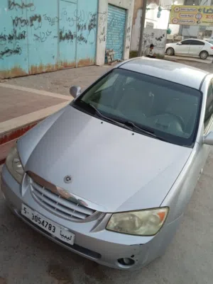Used Kia Spectra in Tripoli