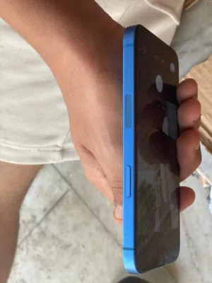 آيفون 13 للبيع نضيف بنغازي