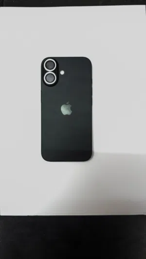 للبيع – iPhone 16 (عادي)